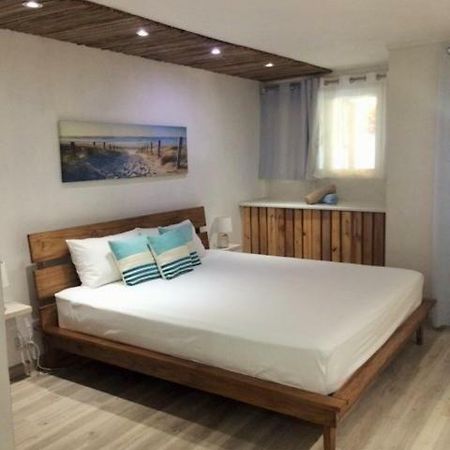 Holiday Surf Lodge Tamarin Buitenkant foto